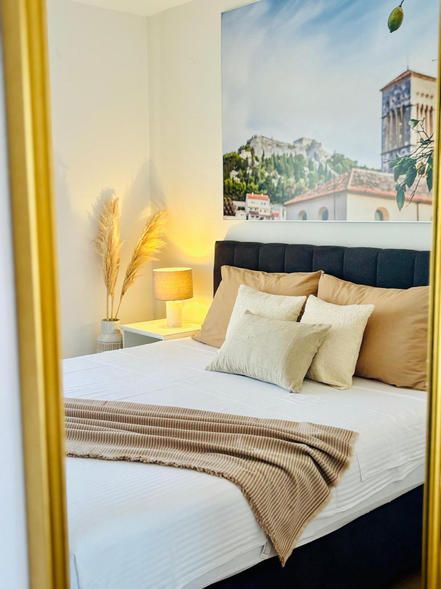 Apartments Sunny Elza Đảo Hvar Ngoại thất bức ảnh