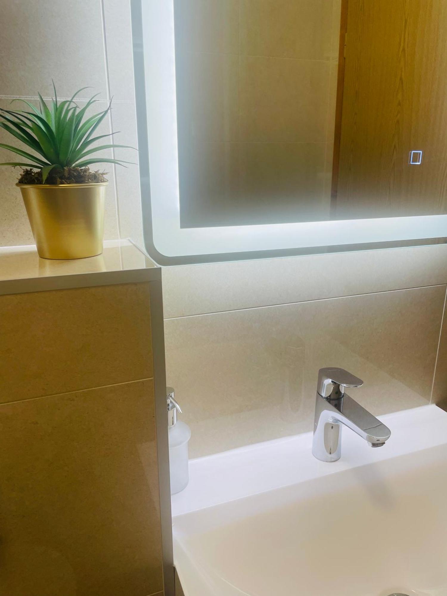 Apartments Sunny Elza Đảo Hvar Ngoại thất bức ảnh