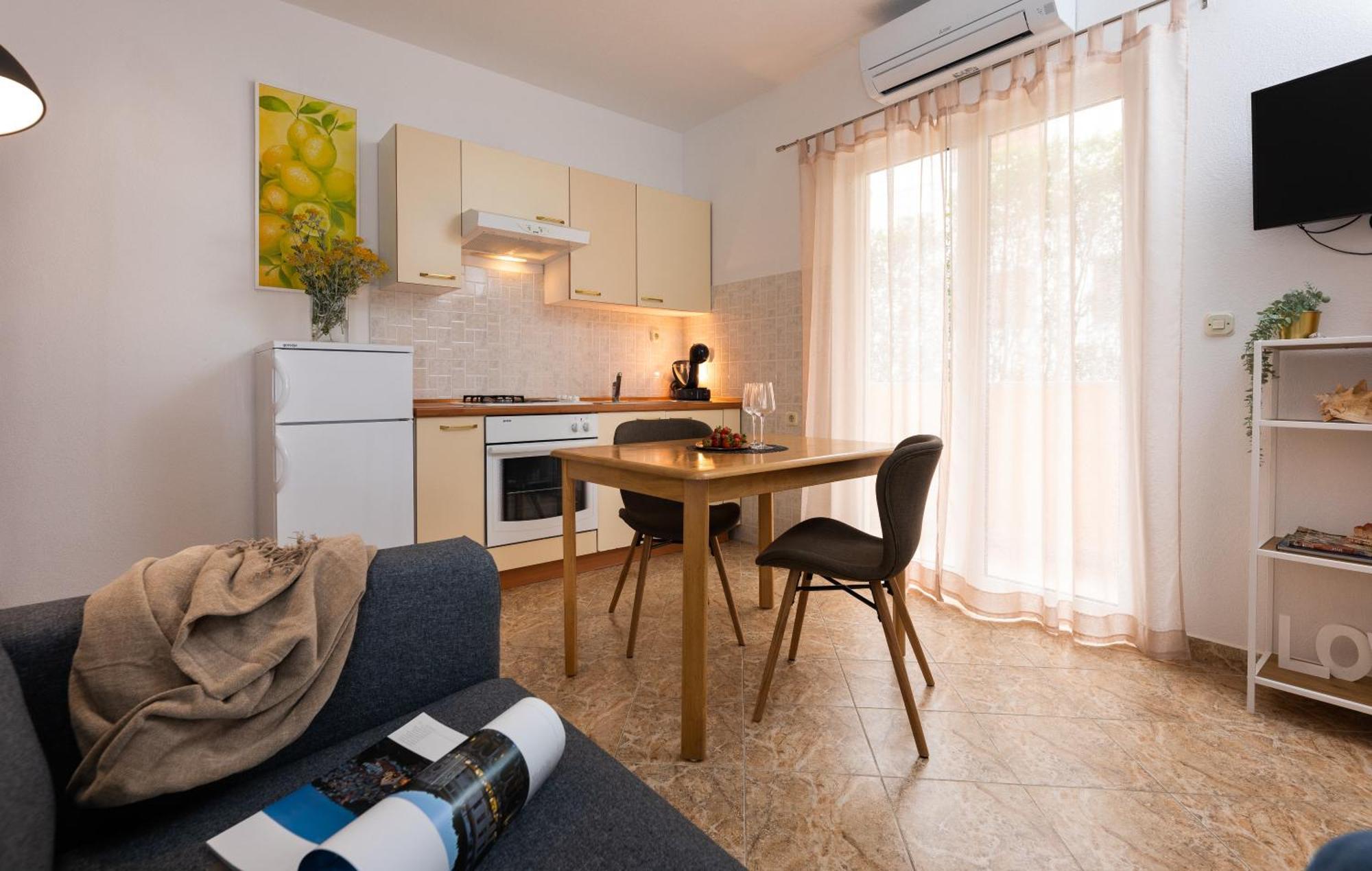 Apartments Sunny Elza Đảo Hvar Ngoại thất bức ảnh
