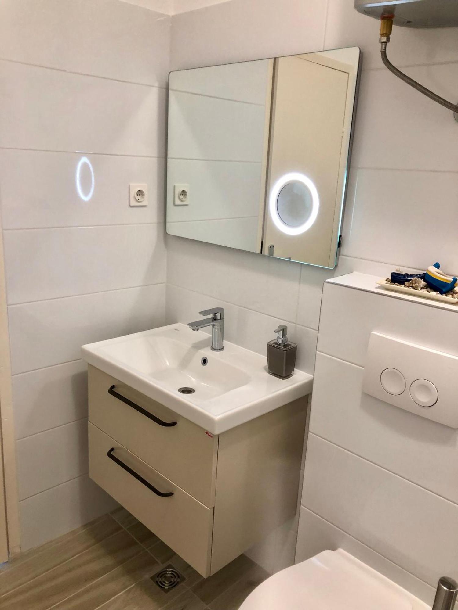 Apartments Sunny Elza Đảo Hvar Ngoại thất bức ảnh