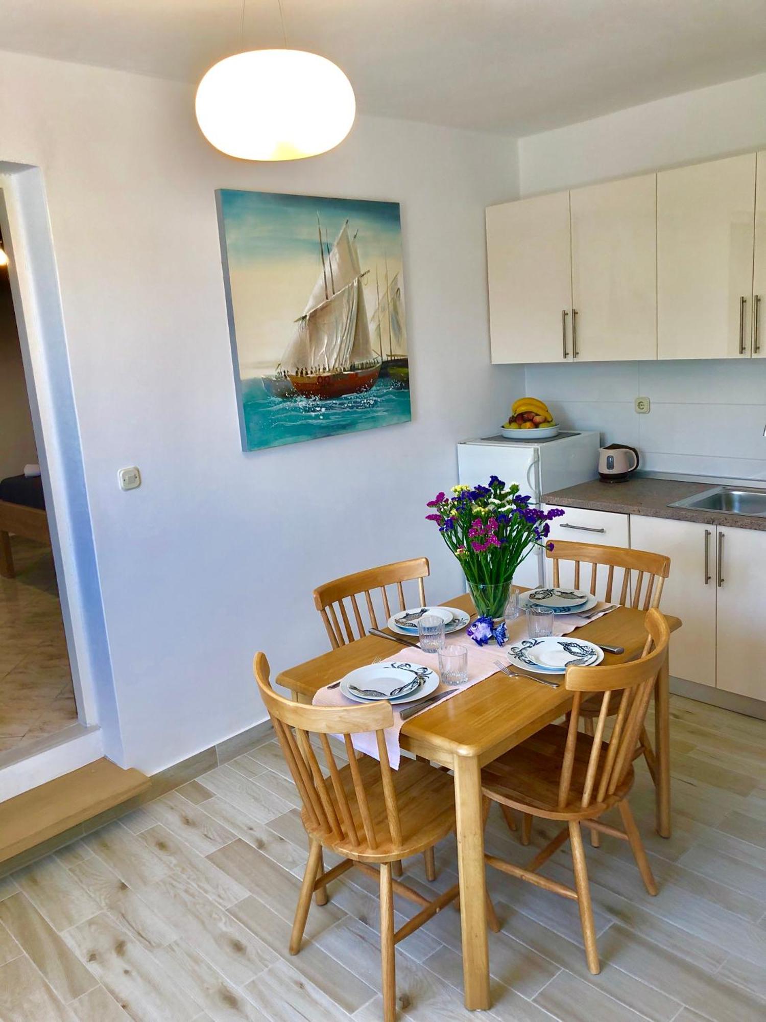 Apartments Sunny Elza Đảo Hvar Ngoại thất bức ảnh